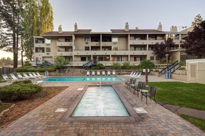 Imagen general del Hotel Lakeland Village At Heavenly. Foto 3