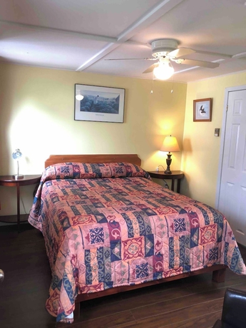 Imagen de la habitación del Hotel Lakelawn BandB Motel. Foto 9