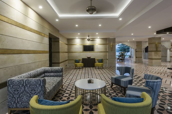 Imagen de los interiores del Hotel Lakend. Foto 16