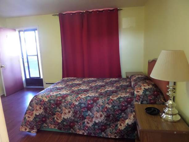Imagen de la habitación del Hotel Lakeridge Motel. Foto 10