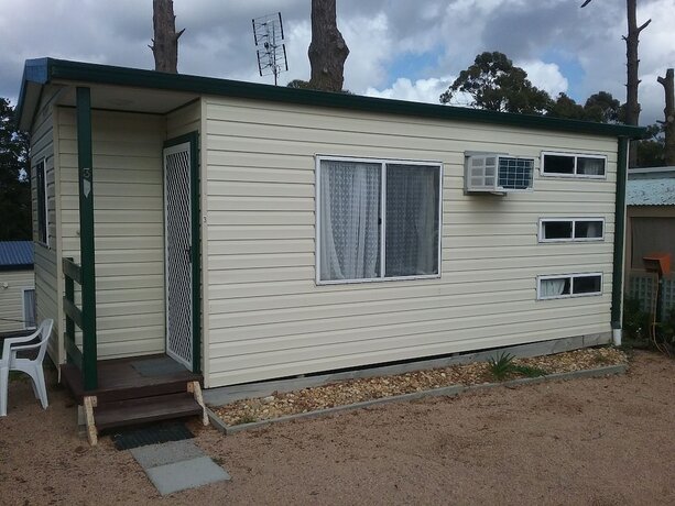 Imagen general del Hotel Lakes Caravilla Caravan Park. Foto 7