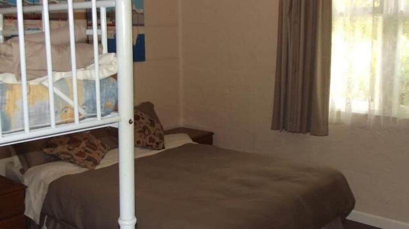 Imagen general del Hotel Lakes Entrance Holiday Units. Foto 2