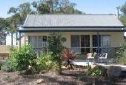 Imagen general del Hotel Lakes Entrance Waverley House Cottages. Foto 2