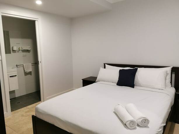 Imagen de la habitación del Hotel Lakes Resort. Foto 12