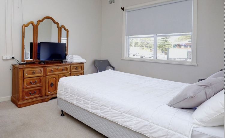 Imagen de la habitación del Hotel Lakes and Ocean Forster. Foto 18