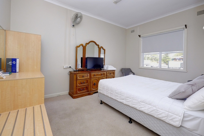 Imagen de la habitación del Hotel Lakes and Ocean Forster. Foto 19