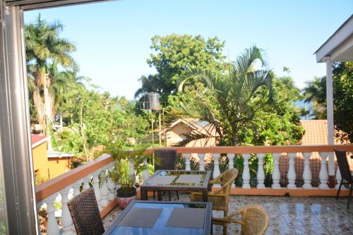 Imagen de la habitación del Hotel Lakeshore Bed and Breakfast. Foto 16