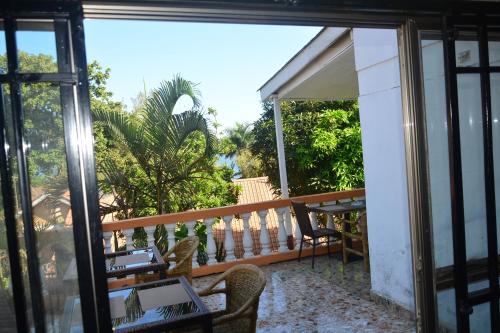 Imagen de la habitación del Hotel Lakeshore Bed and Breakfast. Foto 18