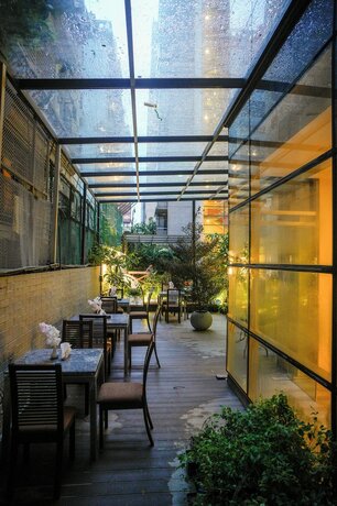 Imagen general del Hotel Lakeshore Heights. Foto 4