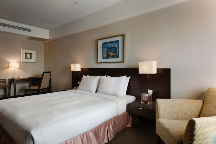 Imagen de la habitación del Hotel Lakeshore Hotel Metropolis. Foto 20