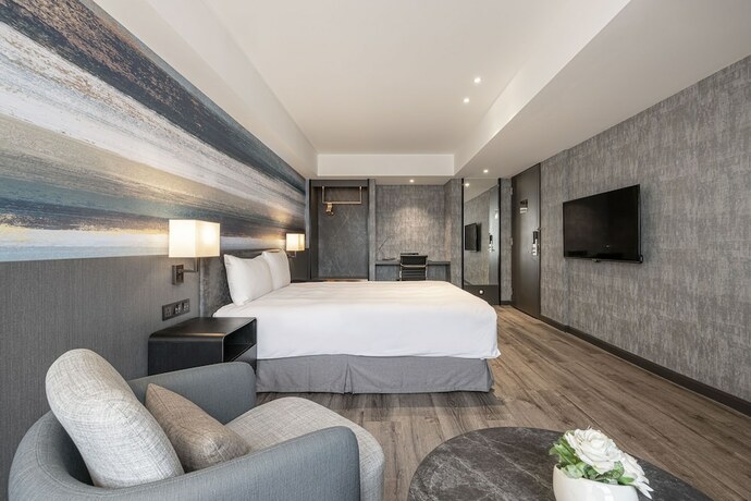 Imagen de la habitación del Hotel Lakeshore Hotel Metropolis. Foto 21