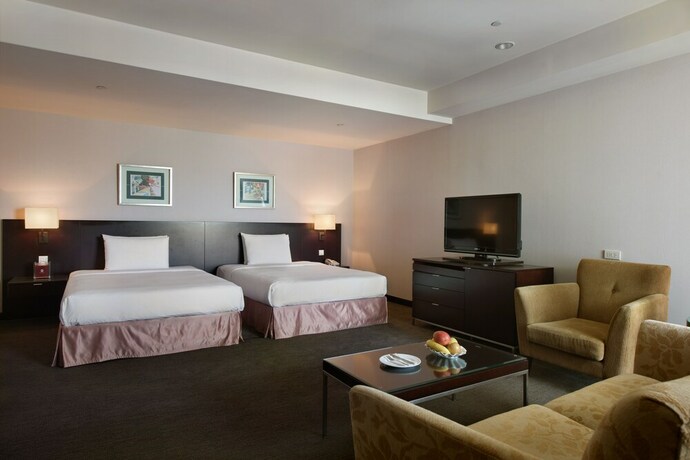 Imagen de la habitación del Hotel Lakeshore Hotel Metropolis. Foto 30