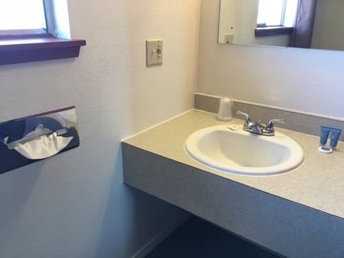 Imagen de la habitación del Hotel Lakeshore Inn Water Front. Foto 4
