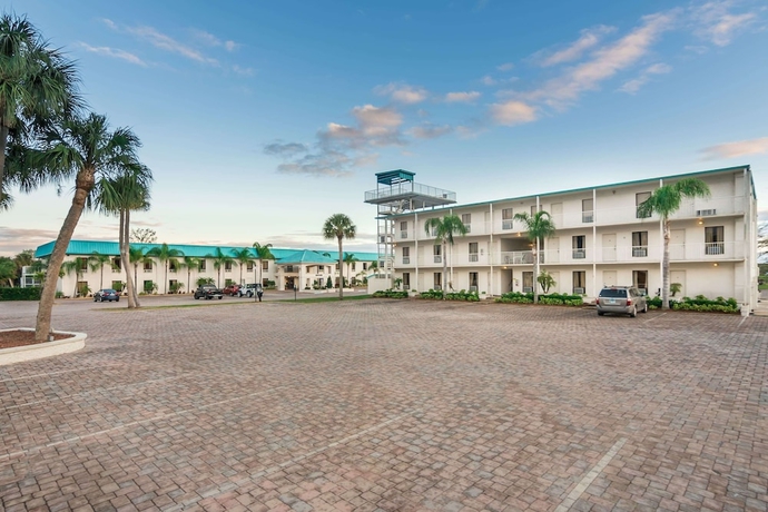 Imagen general del Hotel Lakeshore Resort and Marina, Okeechobee. Foto 1