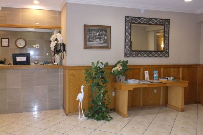 Imagen de los interiores del Hotel Lakeshore Resort and Marina, Okeechobee. Foto 19