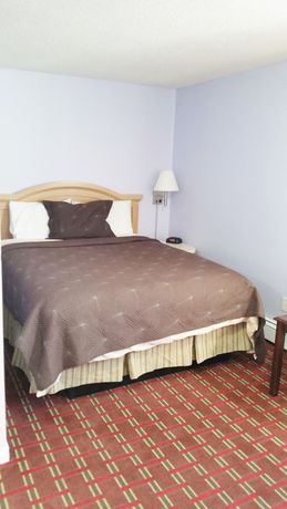 Imagen de los interiores del Hotel Lakeshore Suites. Foto 16