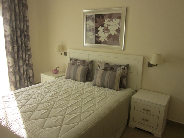 Imagen de la habitación del Hotel Lakeside Country Club. Foto 3