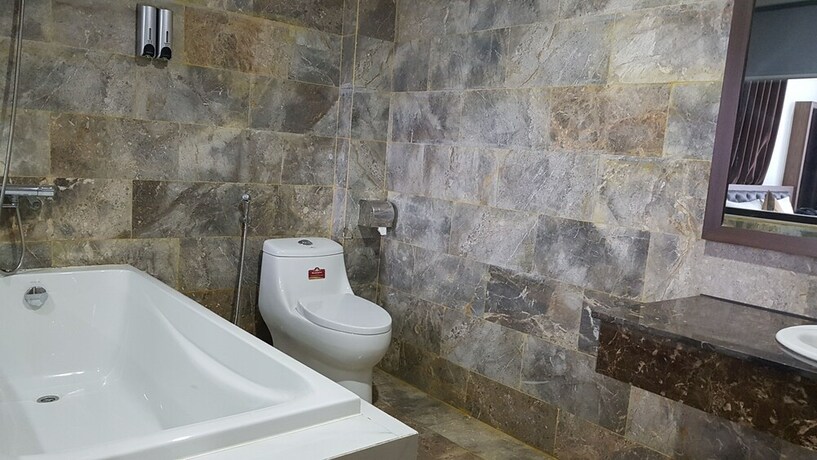 Imagen de la habitación del Hotel Lakeside Dailai. Foto 26