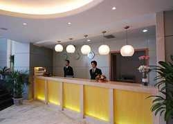 Imagen de los interiores del Hotel Lakeside Holiday. Foto 4