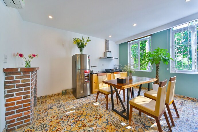 Imagen de los interiores del Hotel Lakeside House. Foto 36