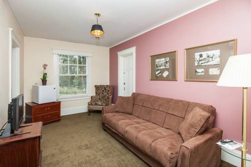 Imagen de la habitación del Hotel Lakeside Inn. Foto 11