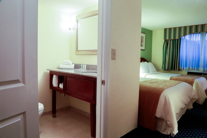 Imagen de la habitación del Hotel Lakeside Inn, Wakefield. Foto 10