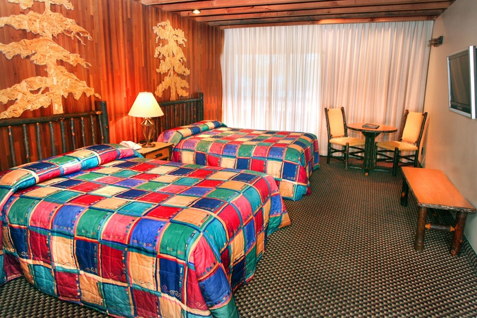 Imagen de la habitación del Hotel Lakeside Inn and Casino. Foto 5