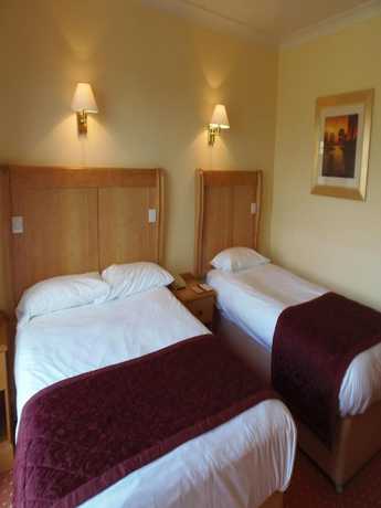 Imagen de la habitación del Hotel Lakeside International. Foto 3