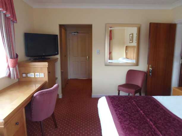 Imagen de la habitación del Hotel Lakeside International. Foto 12