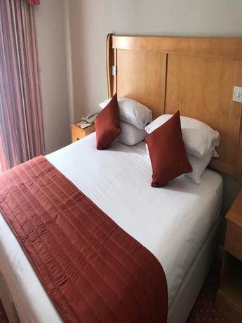 Imagen de la habitación del Hotel Lakeside International. Foto 15