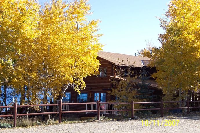 Imagen de los interiores del Hotel Lakeside Lodge Resort and Marina. Foto 19