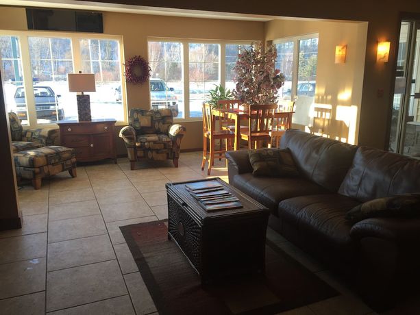 Imagen de los interiores del Hotel Lakeside Motor Inn. Foto 11