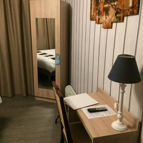Imagen de la habitación del Hotel Lakeside, Parentis En Born. Foto 7