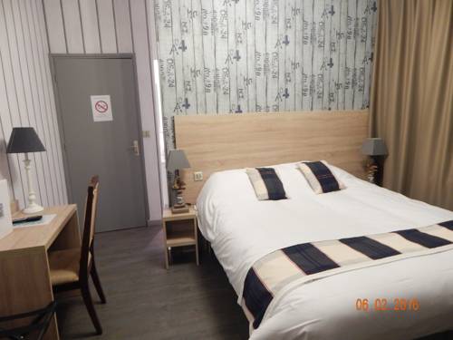 Imagen de la habitación del Hotel Lakeside, Parentis En Born. Foto 13