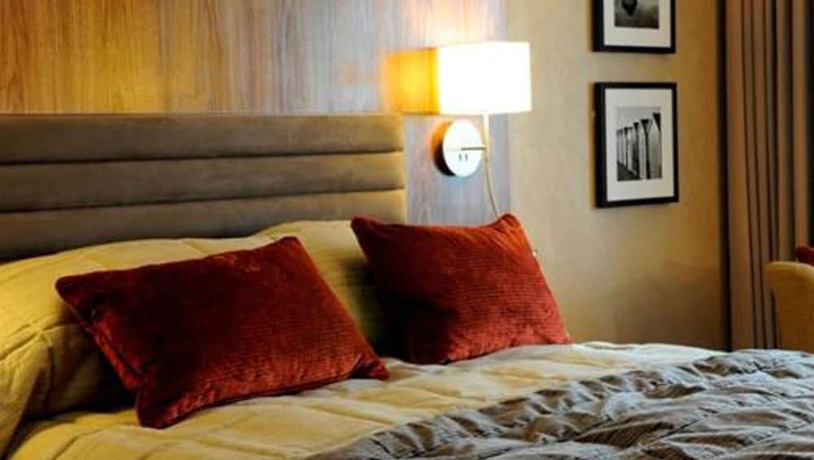 Imagen de la habitación del Hotel Lakeside Park Hotel and Spa. Foto 3