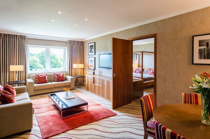 Imagen de la habitación del Hotel Lakeside Park Hotel and Spa. Foto 4