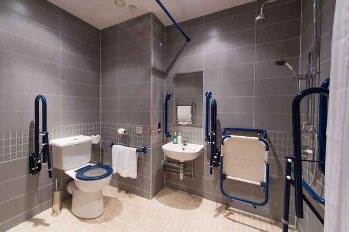 Imagen de la habitación del Hotel Lakeside Park Hotel and Spa. Foto 9
