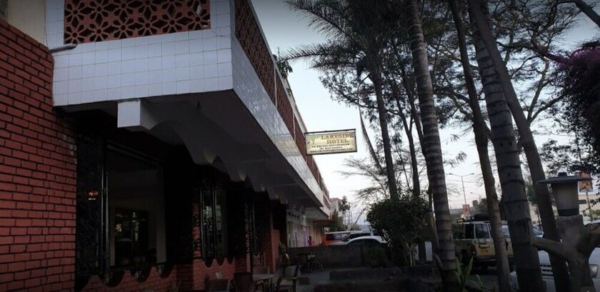 Imagen general del Hotel Lakeside Tourist Lodge. Foto 10