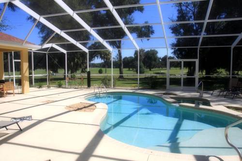 Imagen de la habitación del Hotel Lakeside Vacations. Foto 3