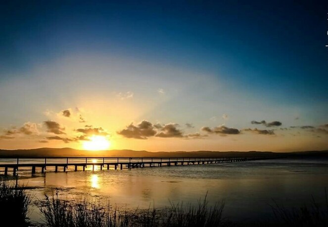 Imagen de los exteriores del Hotel Lakeside Waterfront Apartment 18. Foto 17