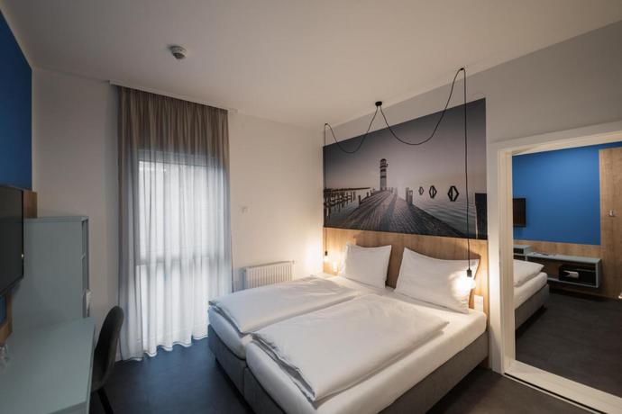 Imagen de la habitación del Hotel Lakeside77. Foto 5