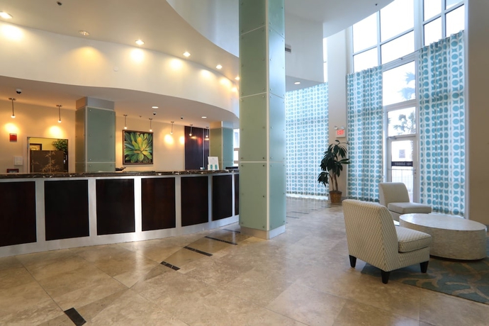 Imagen de los interiores del Hotel Laketown Wharf By Resort Collection. Foto 19