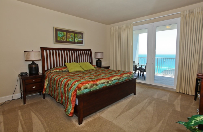 Imagen de la habitación del Hotel Laketown Wharf By Resort Collection. Foto 15