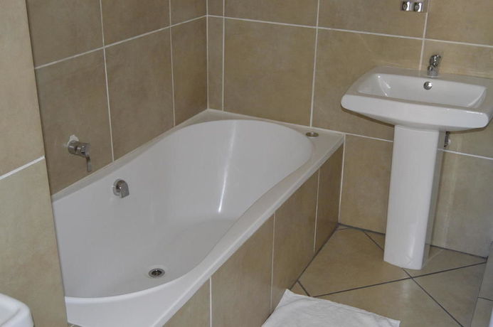 Imagen de la habitación del Hotel Lakeview Boutique And Conference Center. Foto 3