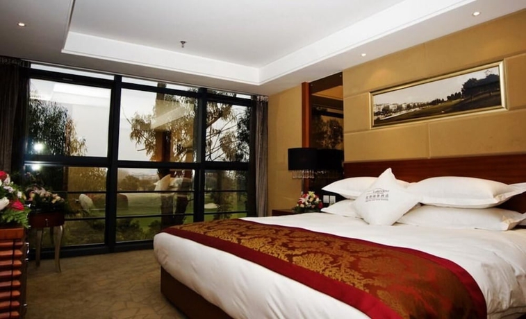 Imagen de la habitación del Hotel Lakeview Golf Kunming. Foto 2