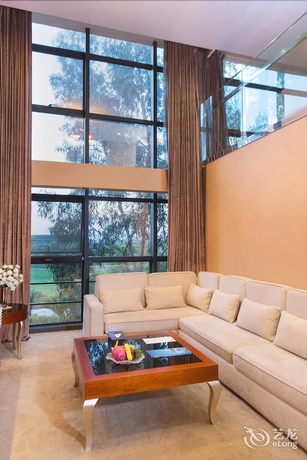 Imagen de la habitación del Hotel Lakeview Golf Kunming. Foto 10