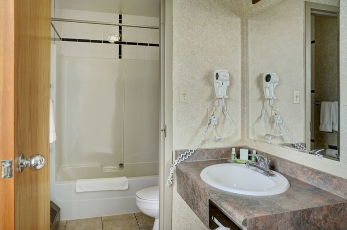 Imagen de la habitación del Hotel Lakeview Inns and Suites - Hinton. Foto 14