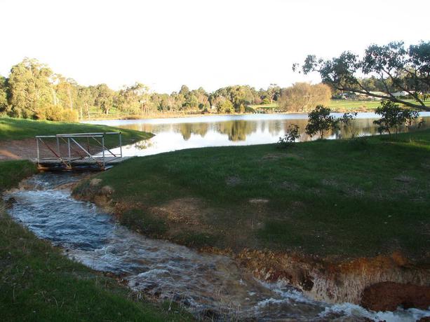 Imagen general del Hotel Lakeview Lodge, Perth. Foto 6