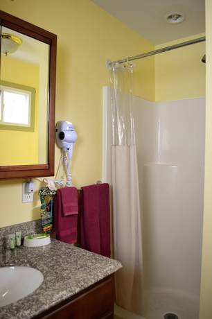 Imagen de la habitación del Hotel Lakeview Motel and Apartments. Foto 12
