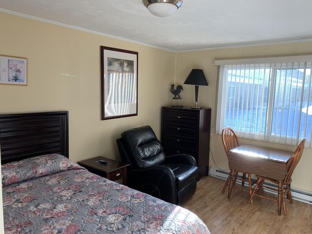 Imagen de la habitación del Hotel Lakeview Motel and Apartments. Foto 13